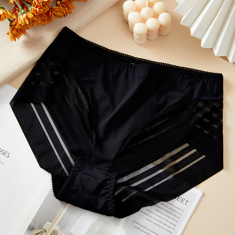 Seamless smoothing with breathable, all-day comfort. ✨